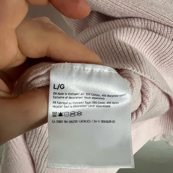 Lululemon Merino Wool-Blend Ribbed Crewneck Sweater
Heathered Pink Peony, size L - Picture 4 of 6